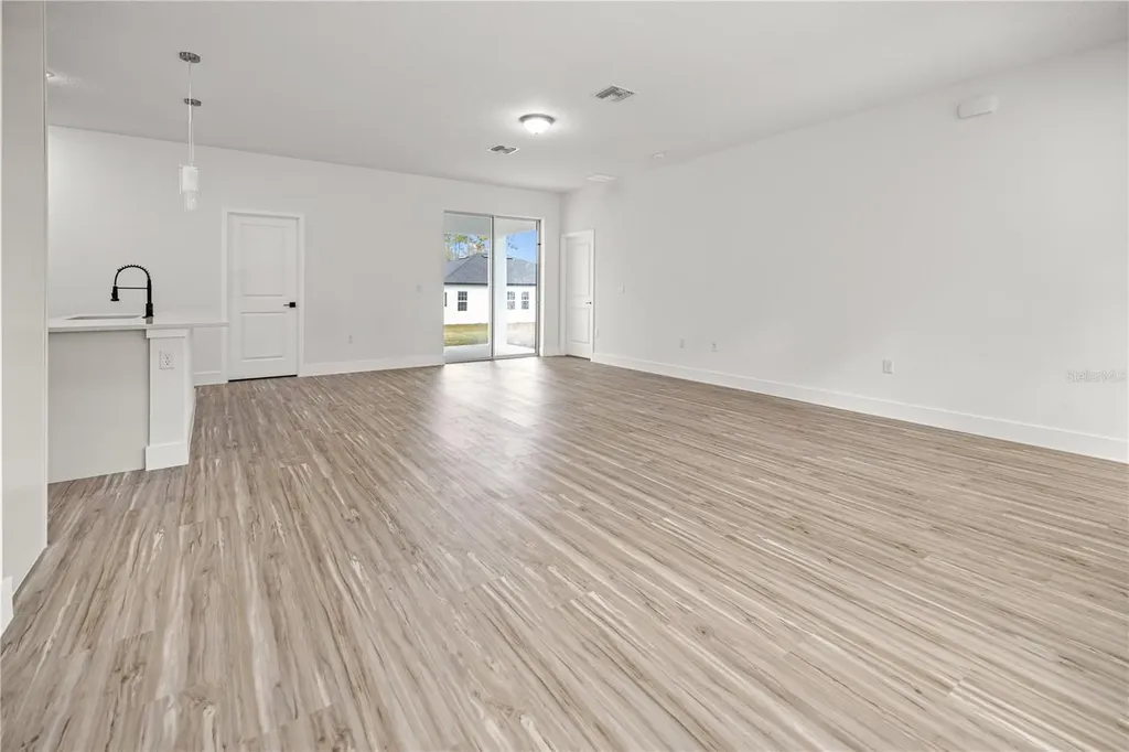 6837 SW 152nd Street Ocala FL 34473