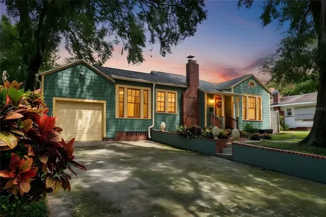 1026 E Henry Avenue Tampa FL 33604