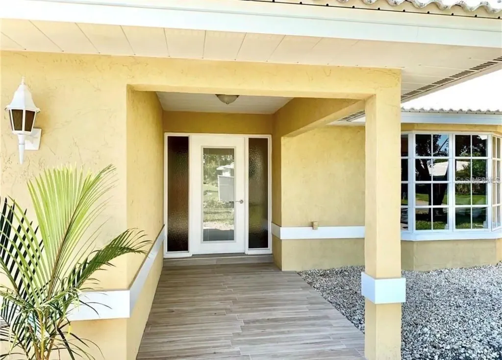 201 Chardin Drive Nokomis FL 34275