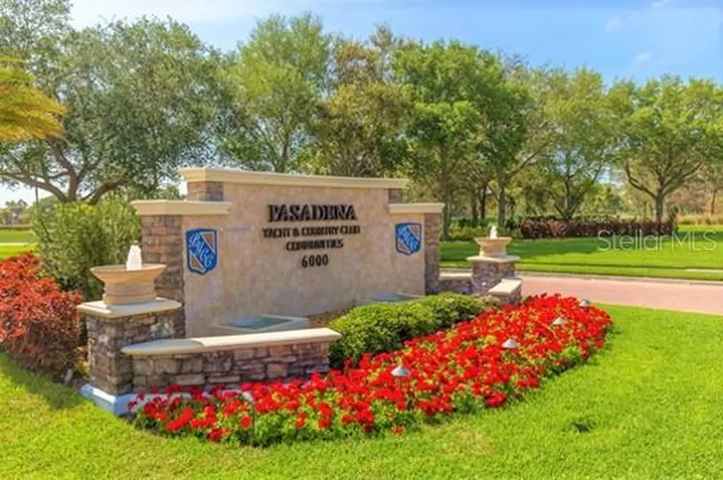 5950 Pelican Bay Plaza S Gulfport FL 33707
