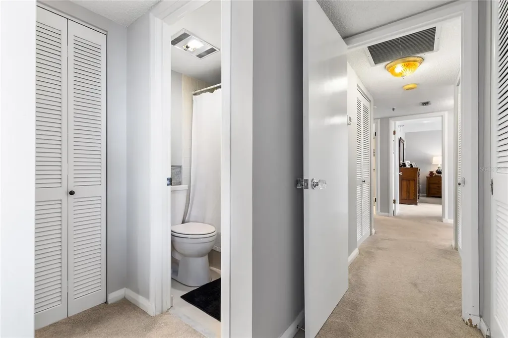 5950 Pelican Bay Plaza S Gulfport FL 33707