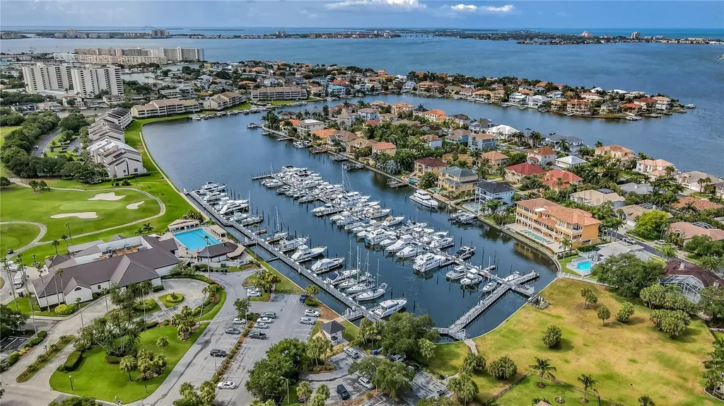 5950 Pelican Bay Plaza S Gulfport FL 33707