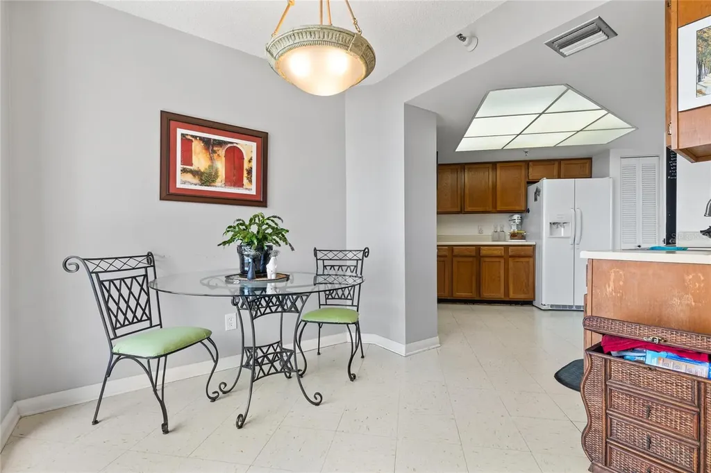 5950 Pelican Bay Plaza S Gulfport FL 33707