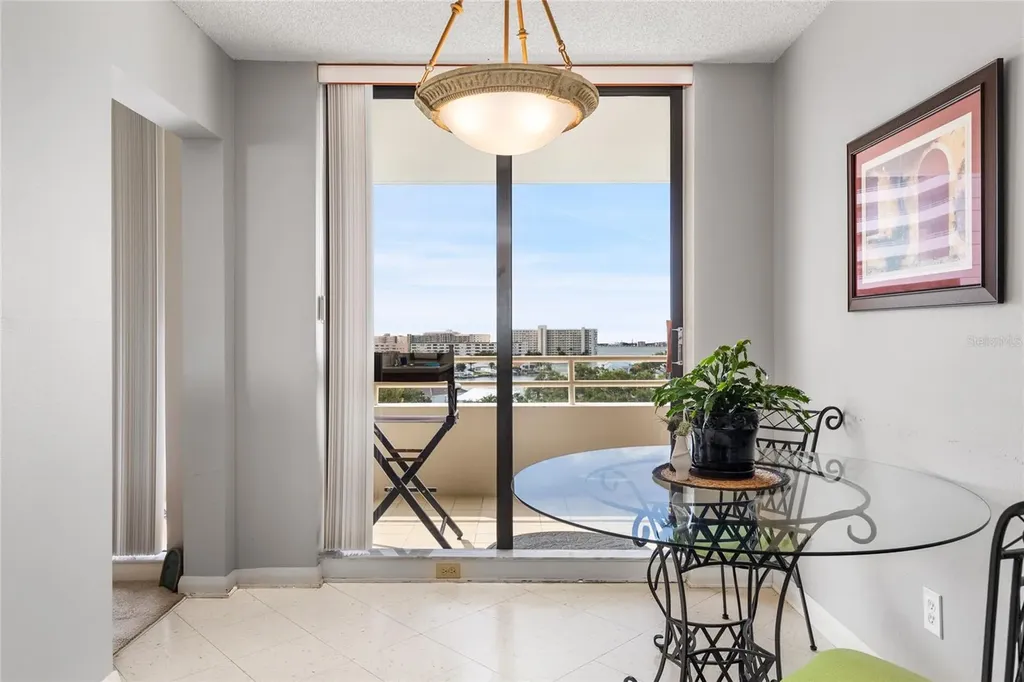 5950 Pelican Bay Plaza S Gulfport FL 33707