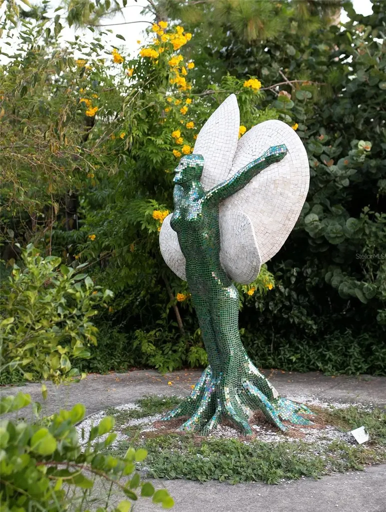 5950 Pelican Bay Plaza S Gulfport FL 33707