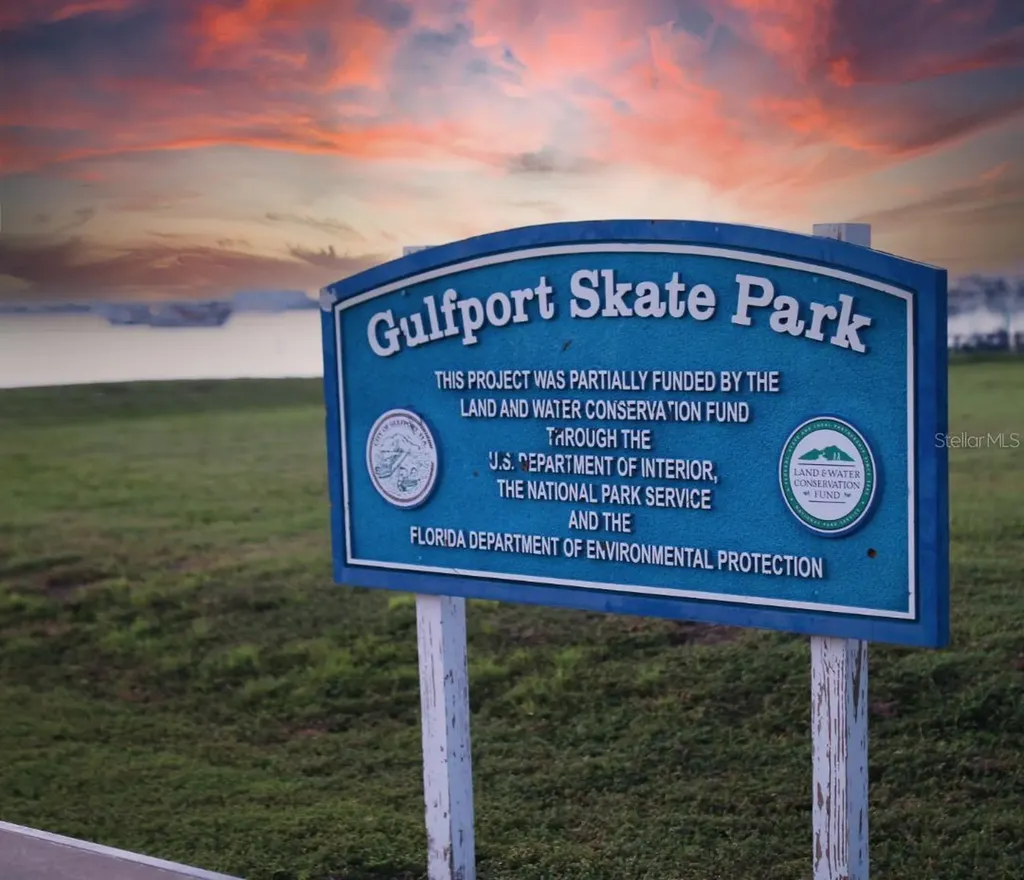 5950 Pelican Bay Plaza S Gulfport FL 33707