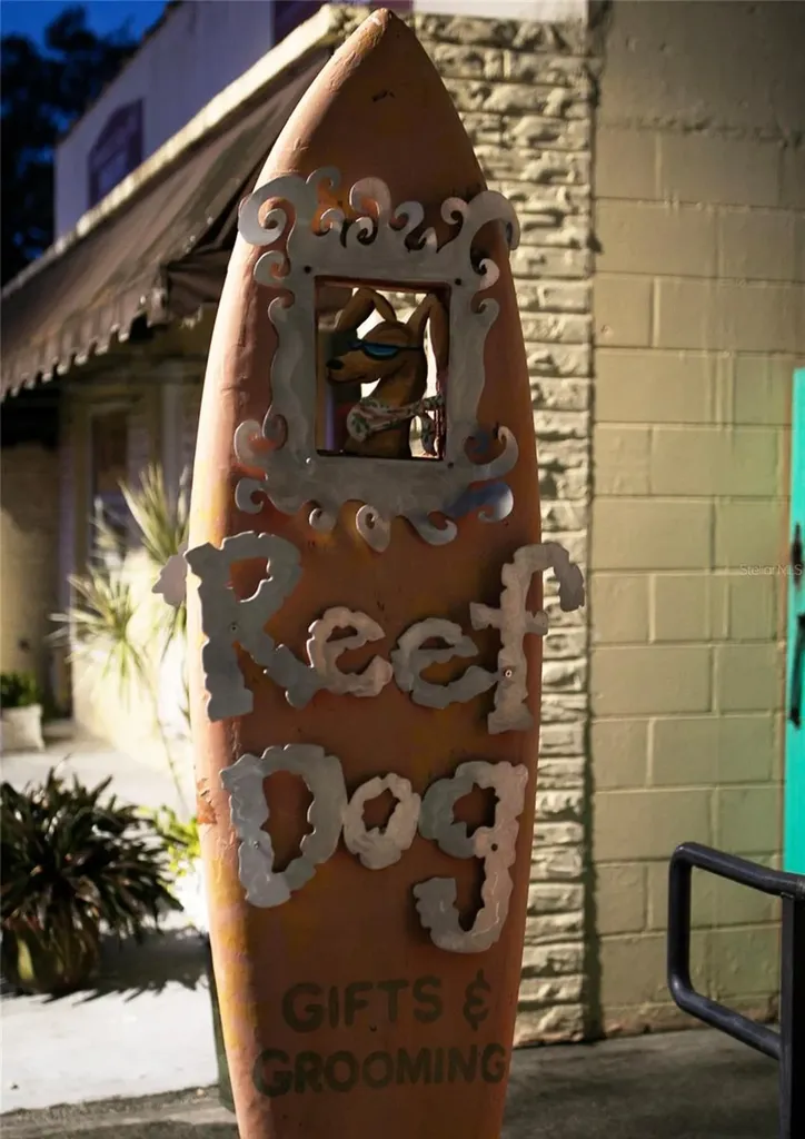 5950 Pelican Bay Plaza S Gulfport FL 33707