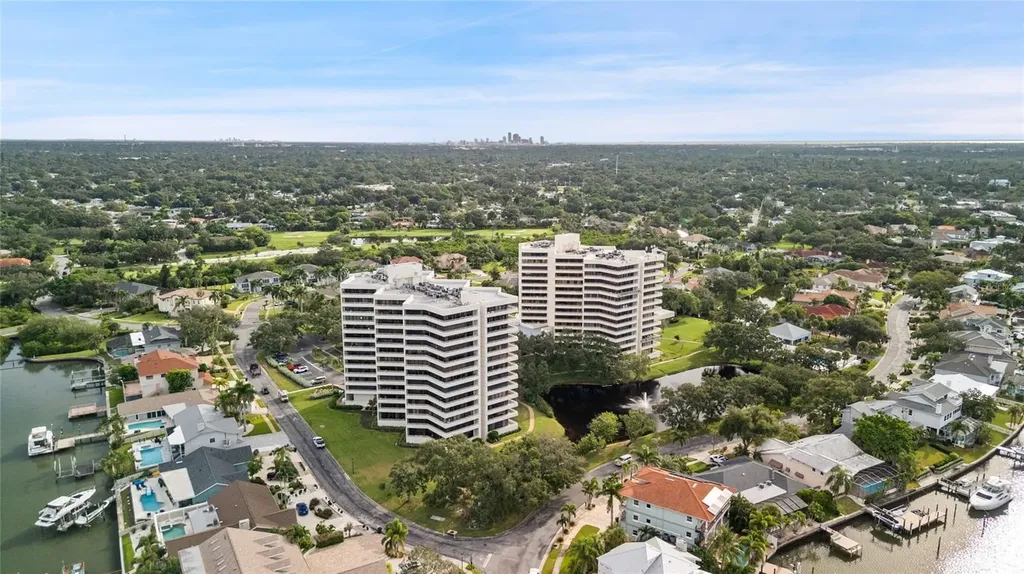 5950 Pelican Bay Plaza S Gulfport FL 33707
