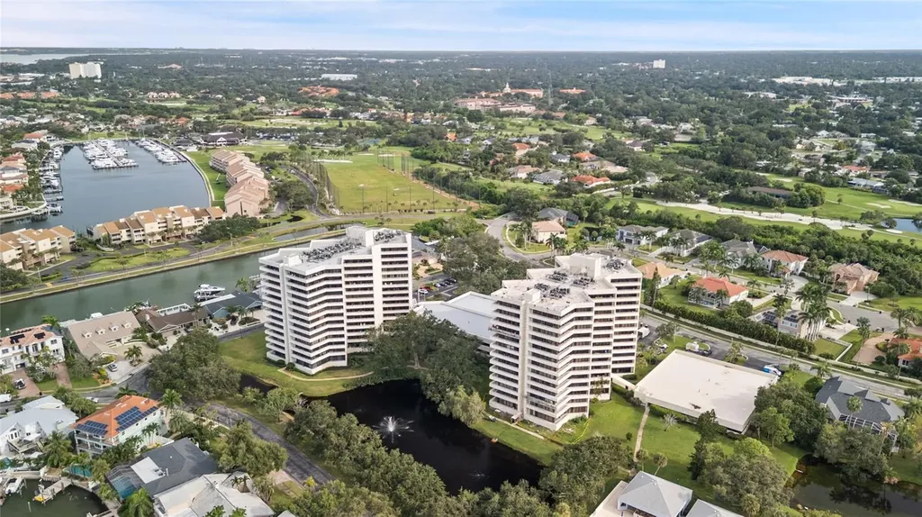 5950 Pelican Bay Plaza S Gulfport FL 33707