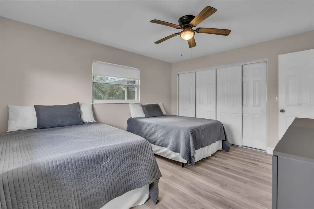 2544 Carlisle Place Sarasota FL 34231