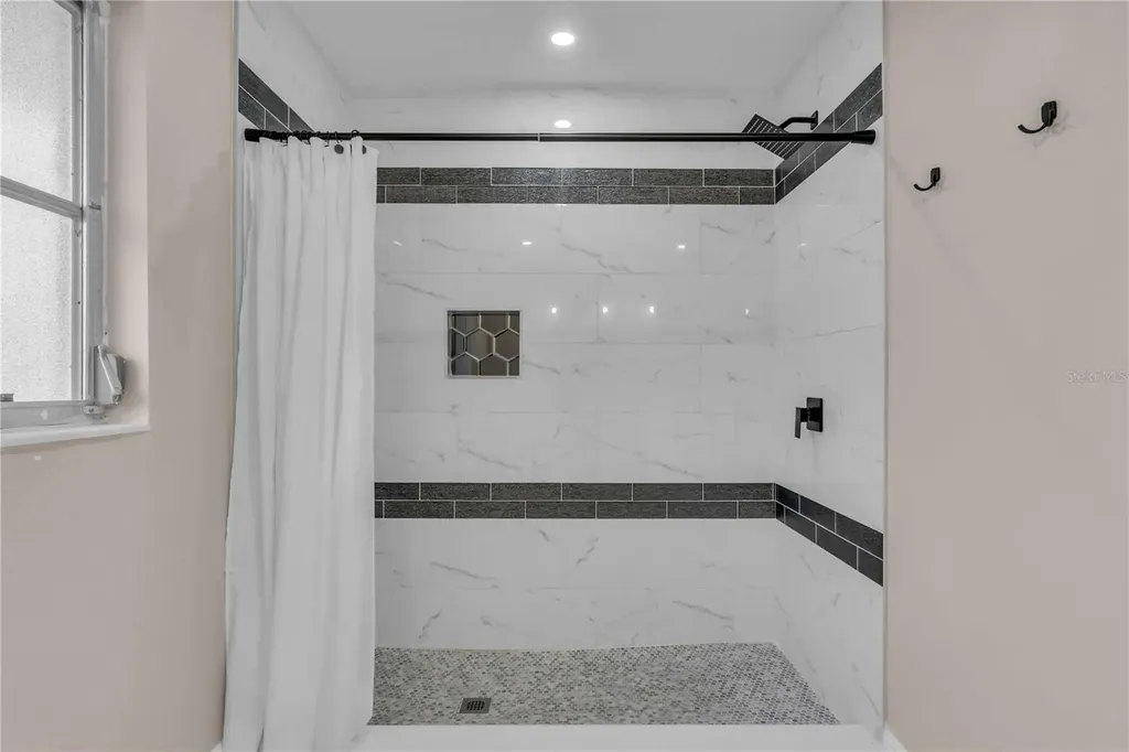 2544 Carlisle Place Sarasota FL 34231