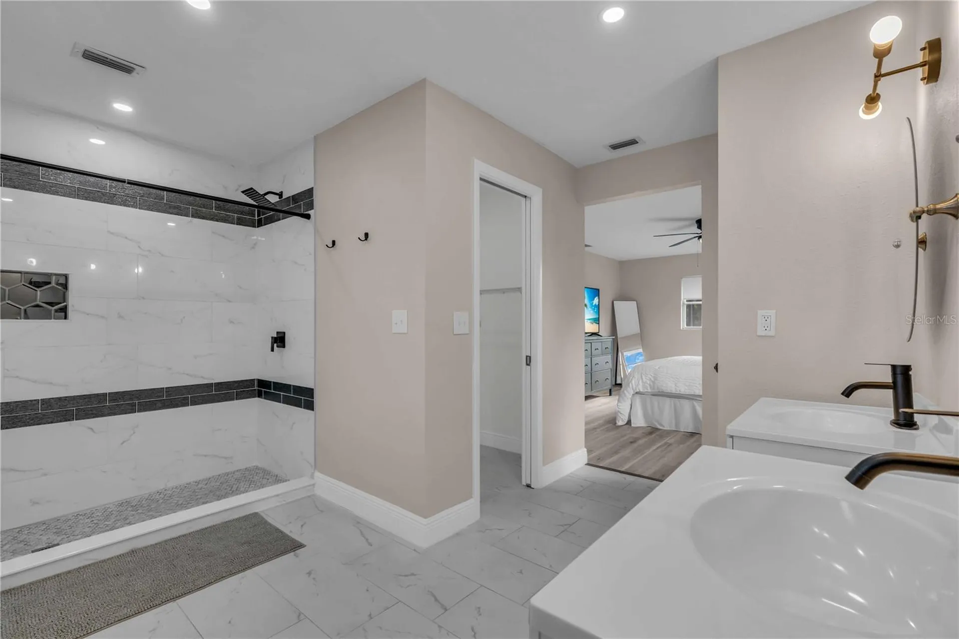 2544 Carlisle Place Sarasota FL 34231
