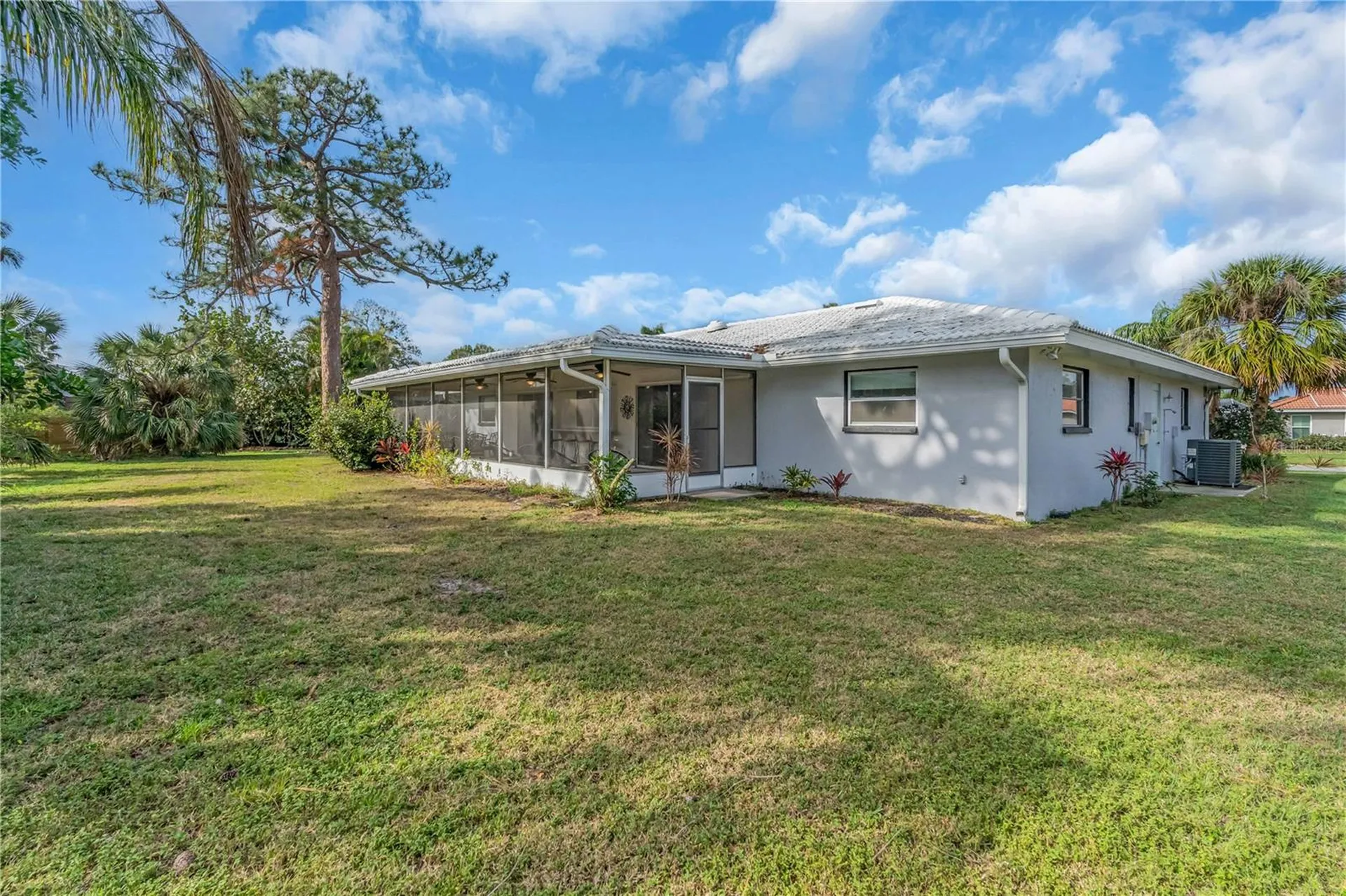 2544 Carlisle Place Sarasota FL 34231