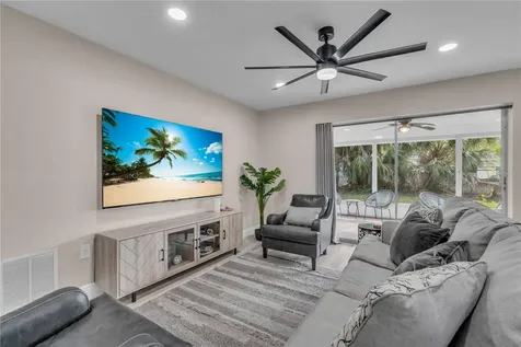 2544 Carlisle Place Sarasota FL 34231