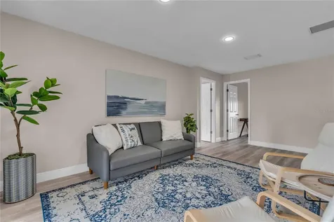 2544 Carlisle Place Sarasota FL 34231