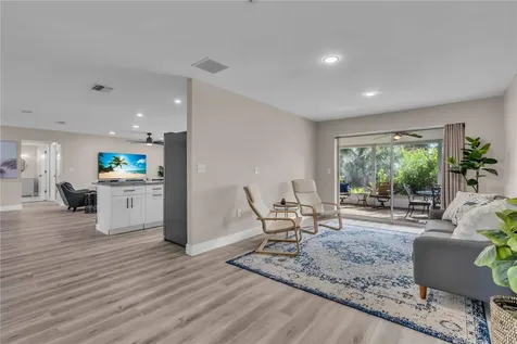 2544 Carlisle Place Sarasota FL 34231