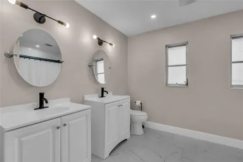 2544 Carlisle Place Sarasota FL 34231