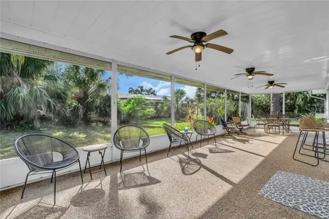 2544 Carlisle Place Sarasota FL 34231