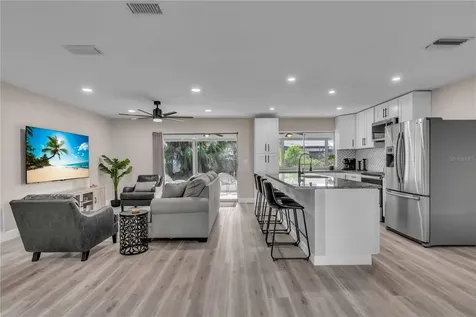 2544 Carlisle Place Sarasota FL 34231