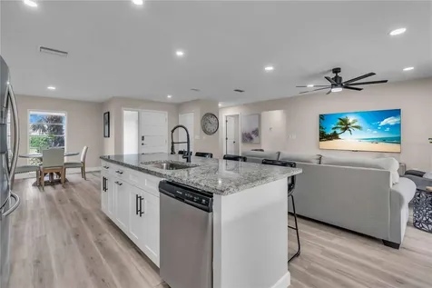 2544 Carlisle Place Sarasota FL 34231