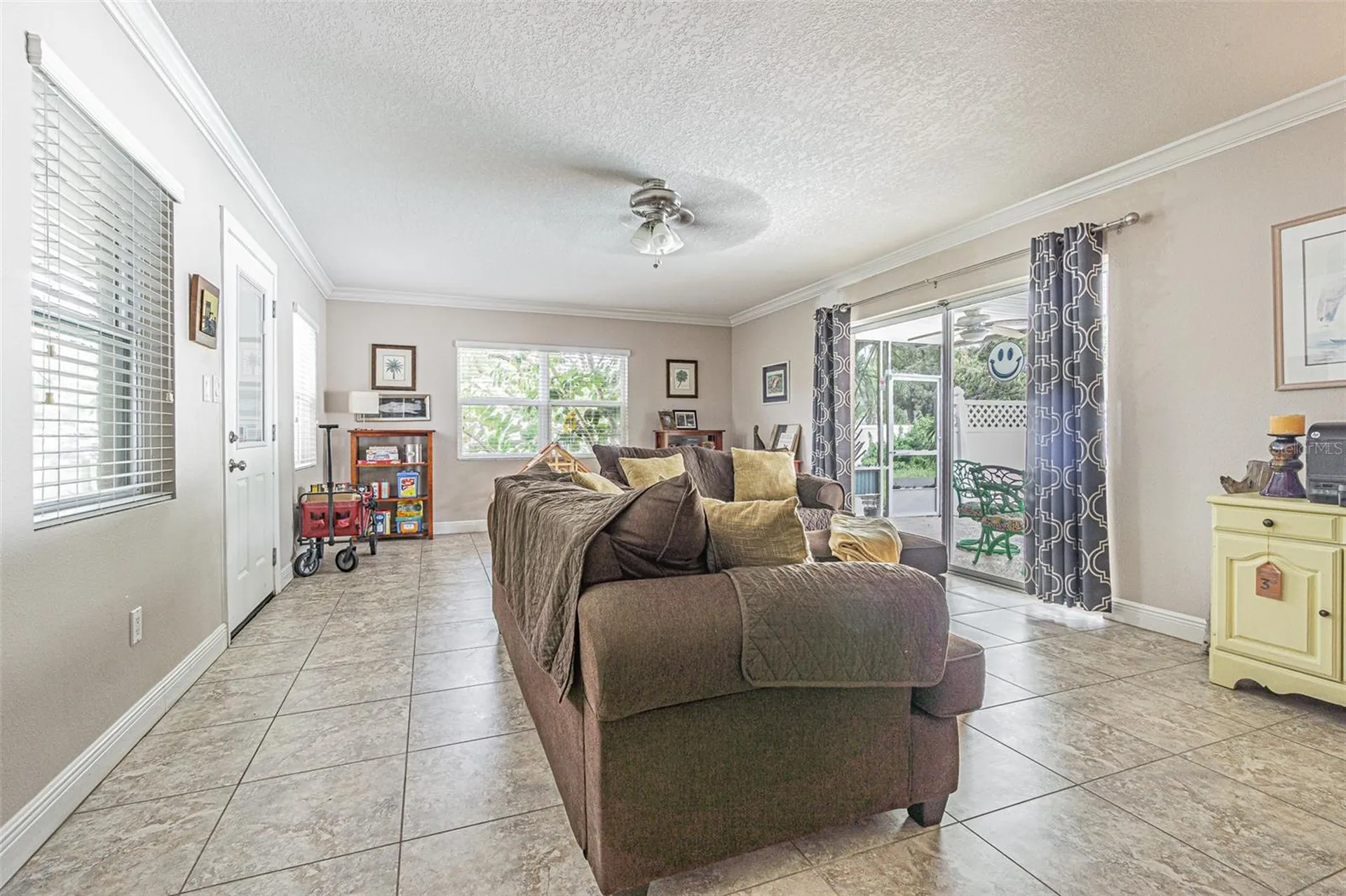 912 Riverside Drive Tarpon Springs FL 34689