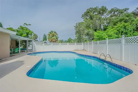 912 Riverside Drive Tarpon Springs FL 34689