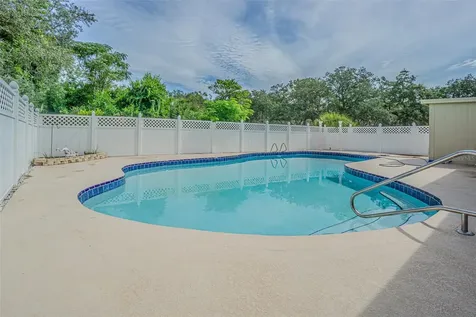912 Riverside Drive Tarpon Springs FL 34689