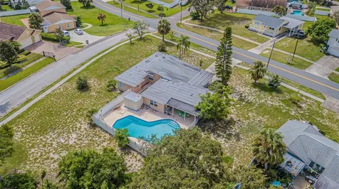 912 Riverside Drive Tarpon Springs FL 34689