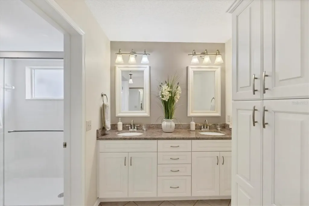 433 Cerromar Lane Venice FL 34293