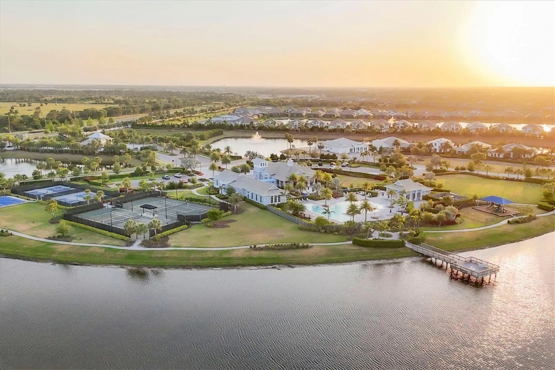 8195 Redonda Loop Lakewood Ranch FL 34202