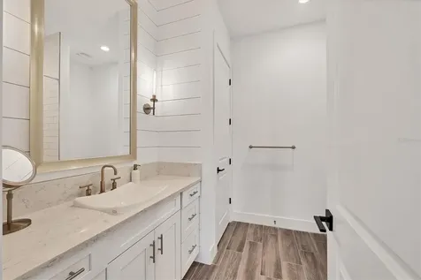 8195 Redonda Loop Lakewood Ranch FL 34202