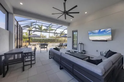 8195 Redonda Loop Lakewood Ranch FL 34202