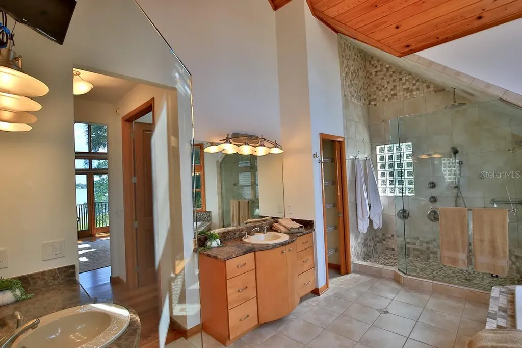 11035 SE Sunset Harbor Road Summerfield FL 34491