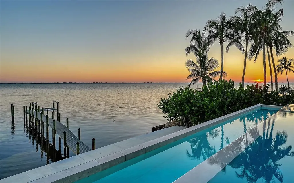 388 S Shore Drive Sarasota FL 34234