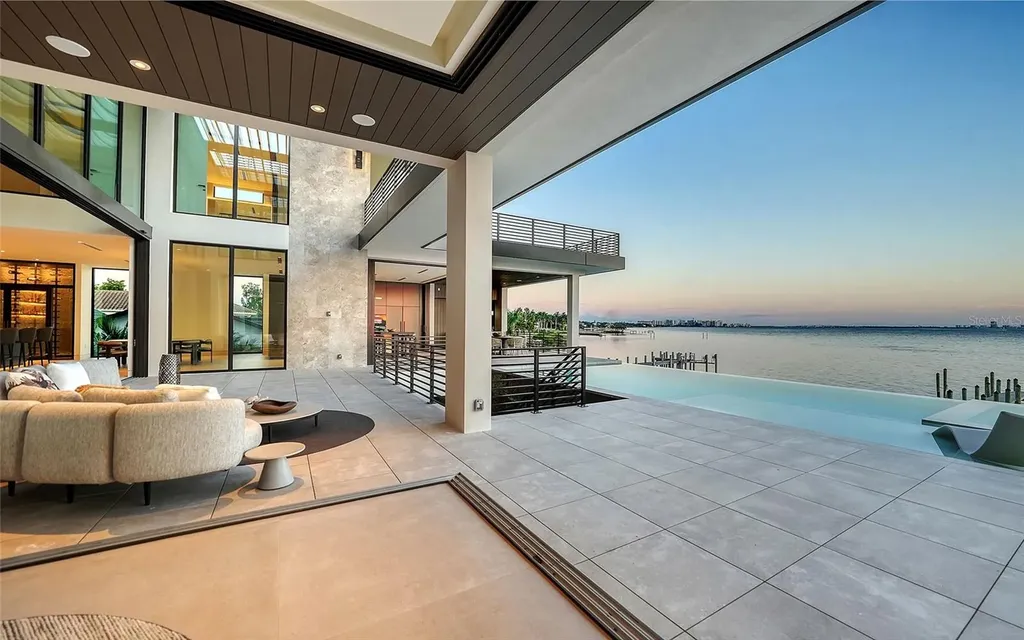 388 S Shore Drive Sarasota FL 34234