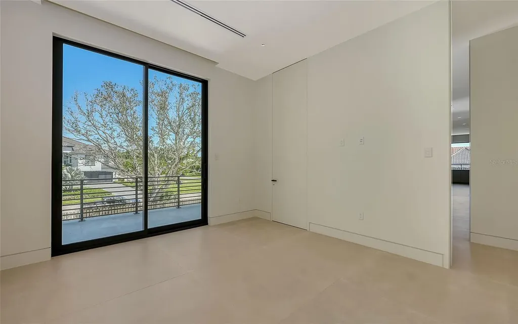 388 S Shore Drive Sarasota FL 34234