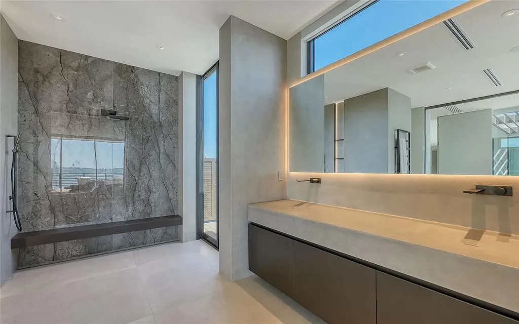 388 S Shore Drive Sarasota FL 34234