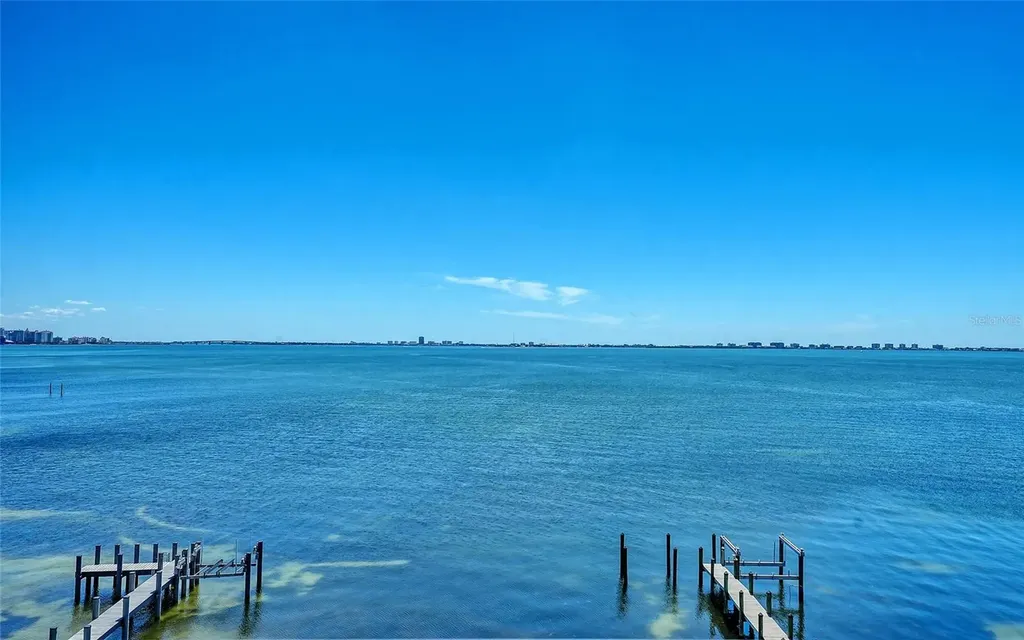 388 S Shore Drive Sarasota FL 34234