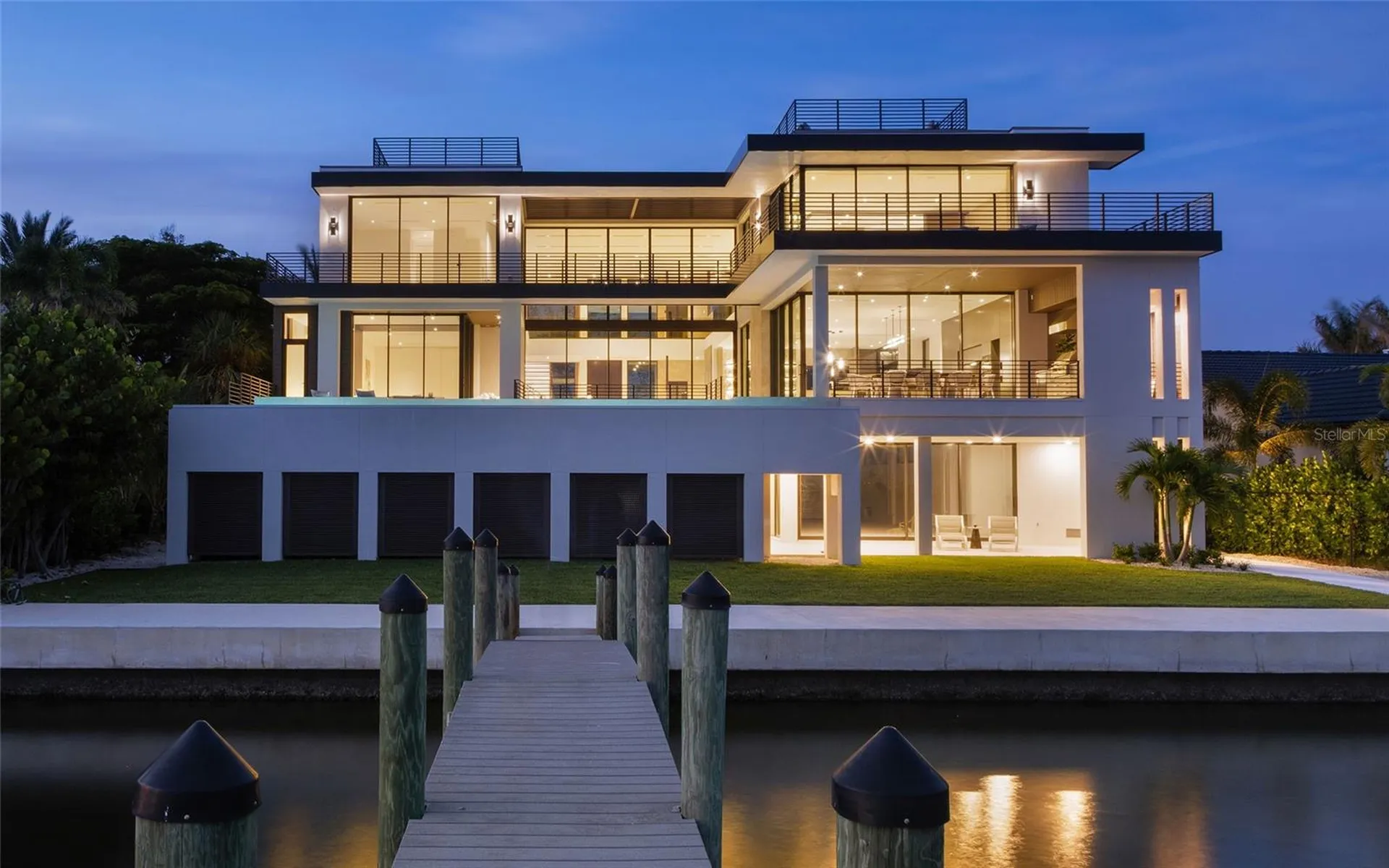 388 S Shore Drive Sarasota FL 34234