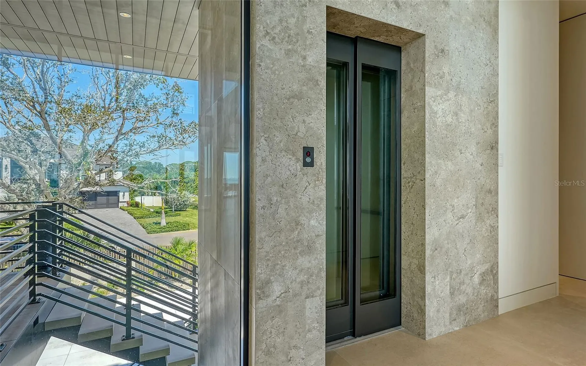 388 S Shore Drive Sarasota FL 34234