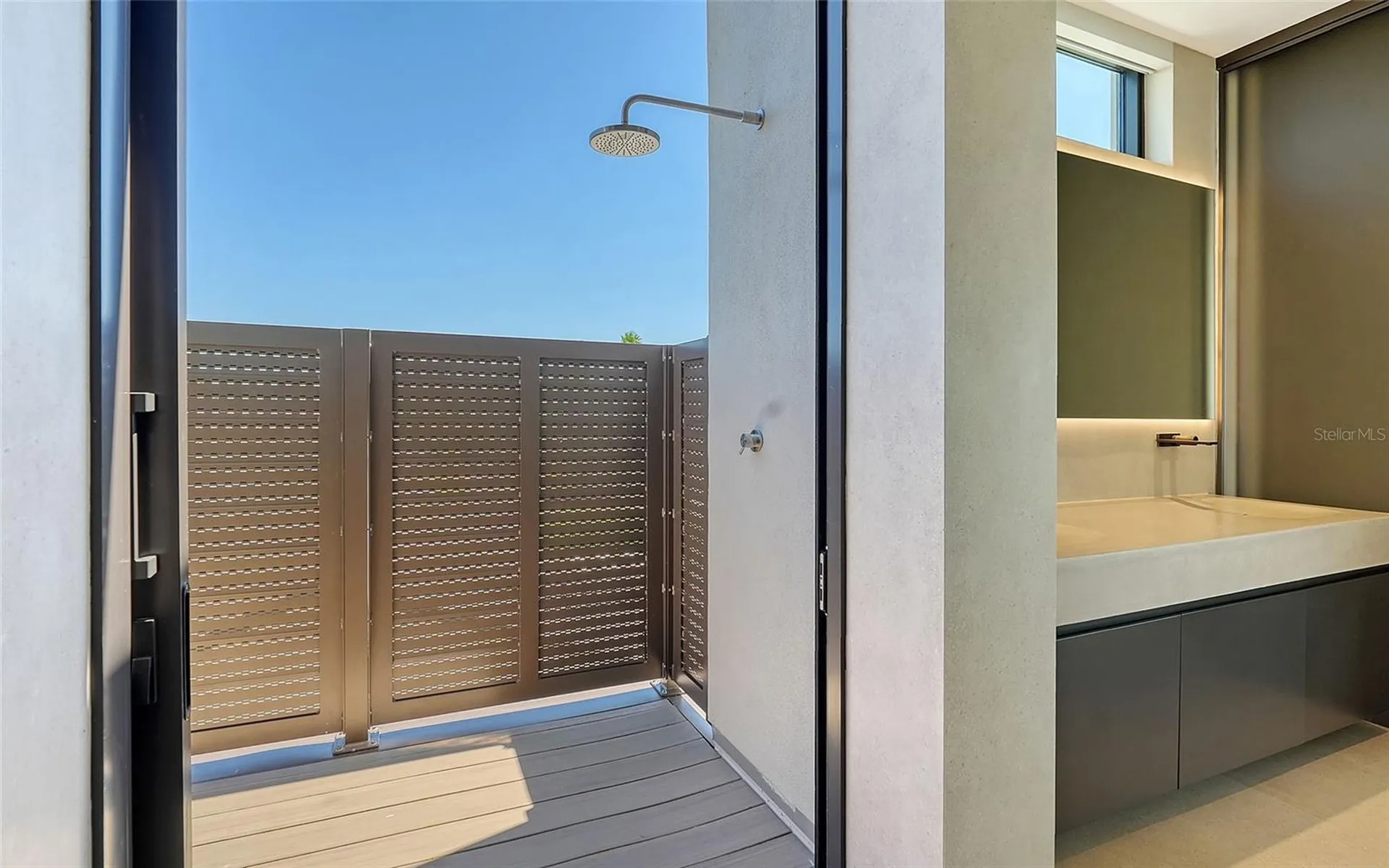388 S Shore Drive Sarasota FL 34234