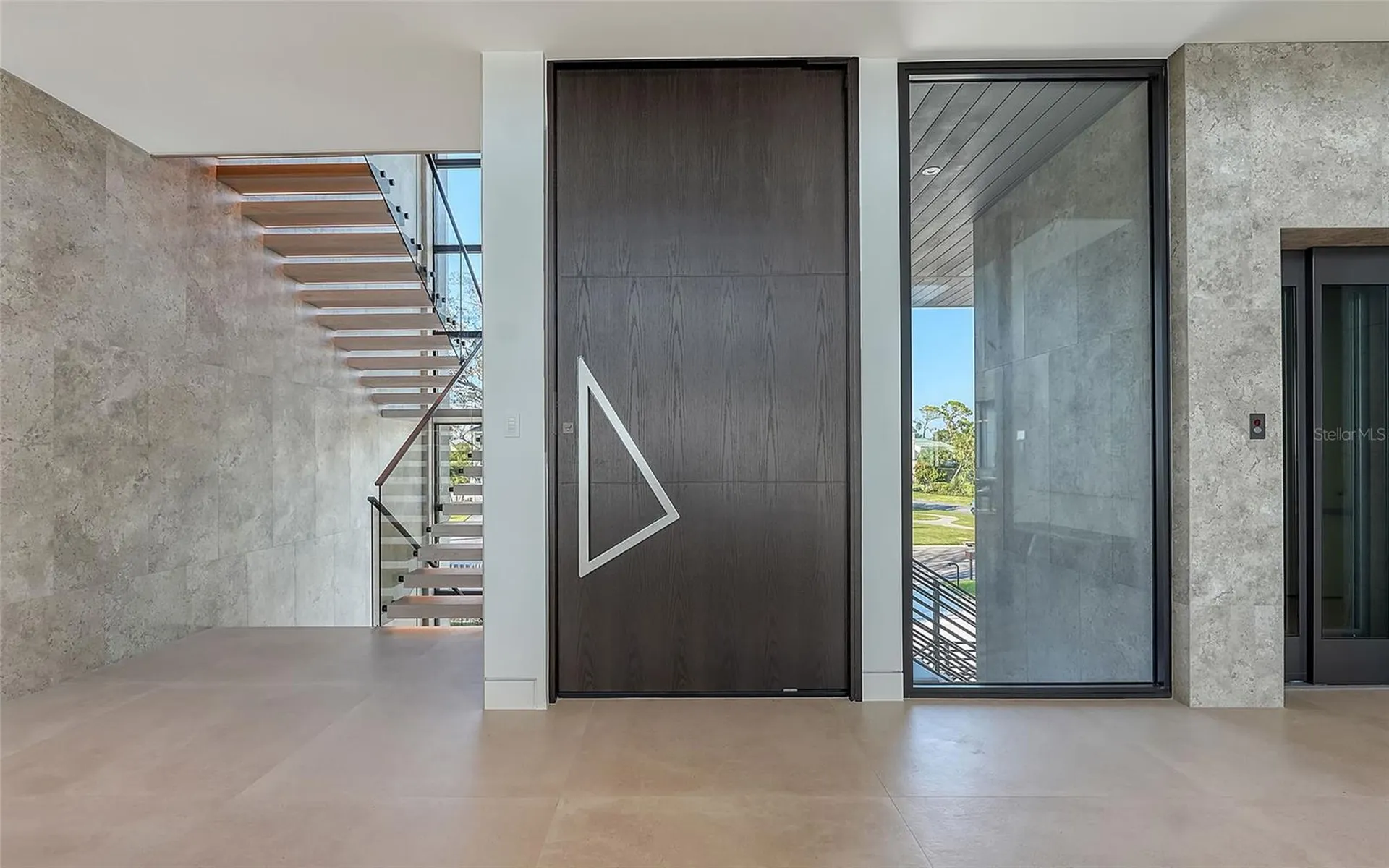 388 S Shore Drive Sarasota FL 34234