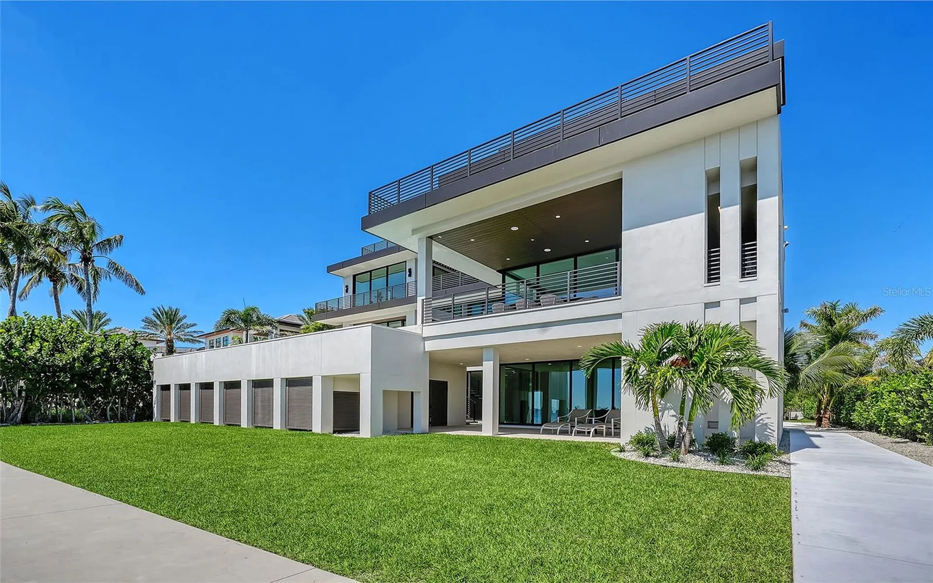 388 S Shore Drive Sarasota FL 34234