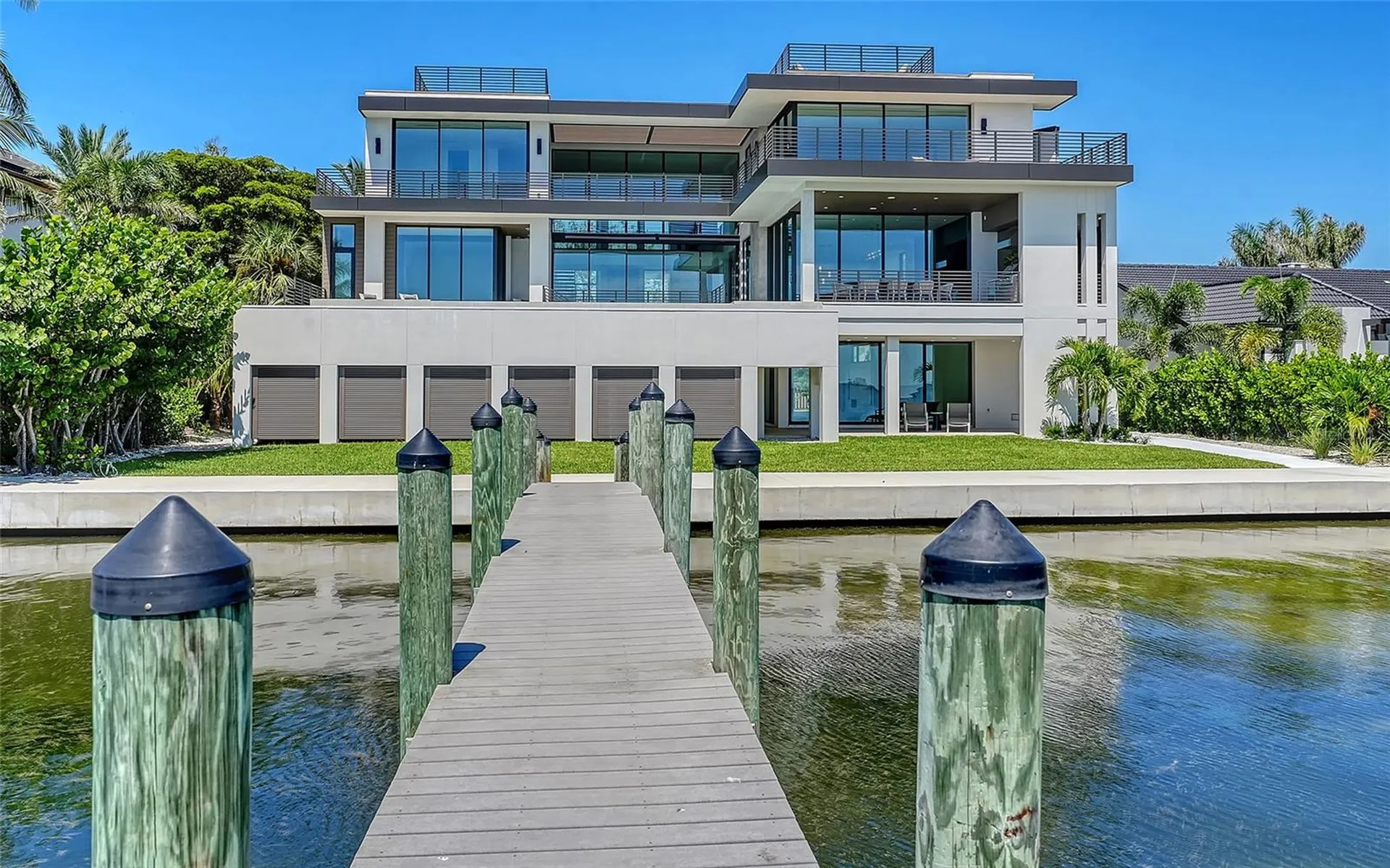 388 S Shore Drive Sarasota FL 34234