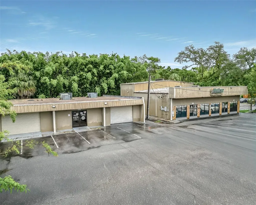 3403 W Waters Avenue Tampa FL 33614