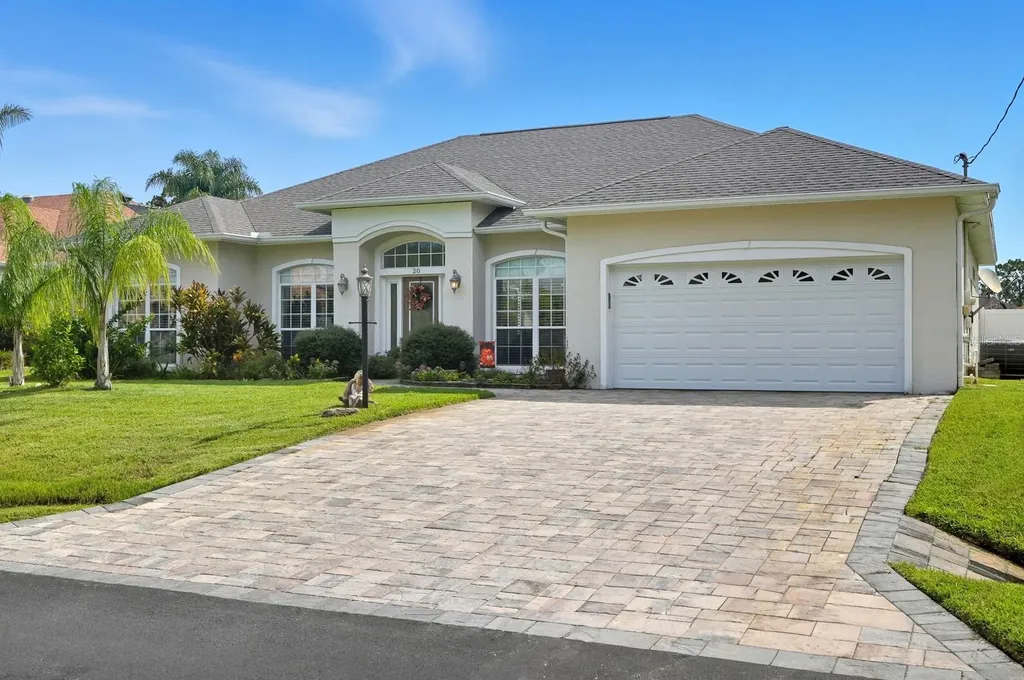 20 Wood Center Lane Palm Coast FL 32164