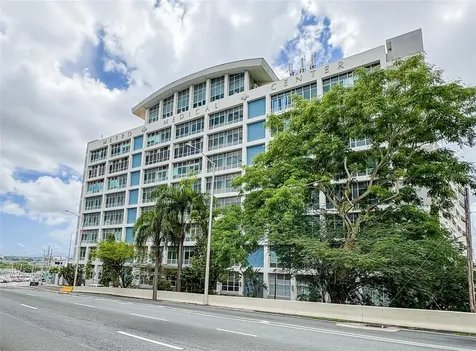 995 Metro Medical Center Cll Rev Dom Marrero Bayamon PR 00959