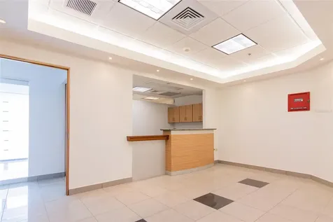 995 Metro Medical Center Cll Rev Dom Marrero Bayamon PR 00959