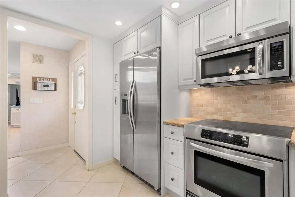 1161 Coquille Street Sarasota FL 34242