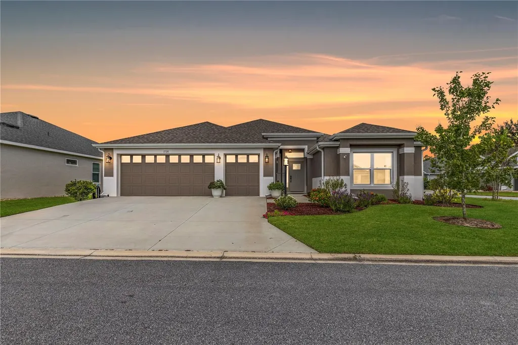 1728 Usrey Court The Villages FL 34762